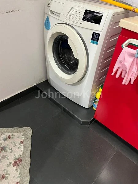 Common Room (HDB) for Rent in  13 Marsiling Lane - Image 7