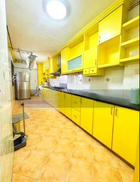 5 Room (5I) HDB for Sale in  672A Jurong West Street 65 - Image 5