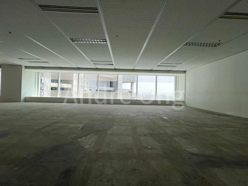 Office for Rent: Singapore Land Tower - Image 1