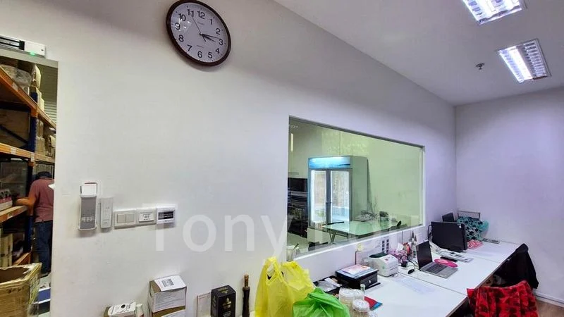 Light Industrial (B1) for Rent: Wcega Plaza - Image 3