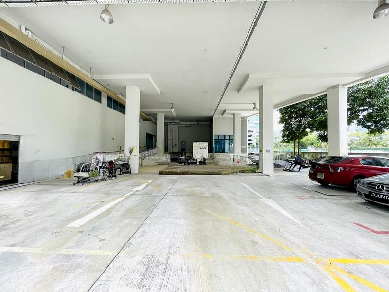 Light Industrial (B1) for Rent: ONE NORTH COMMONWEALTH MRT Business Space; near Holland V, near City. 4 minutes' walk to MRT, fitted or bare. - Image 4