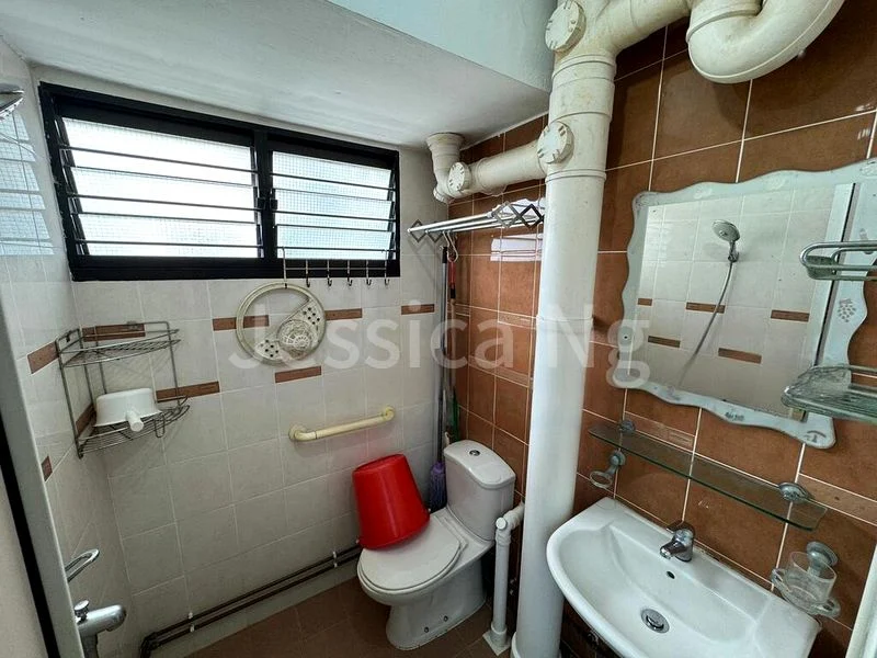 4 Room (4NG) HDB for Sale in  109 Ang Mo Kio Avenue 4 - Image 2