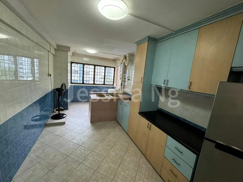 4 Room (4NG) HDB for Sale in  109 Ang Mo Kio Avenue 4 - Image 5