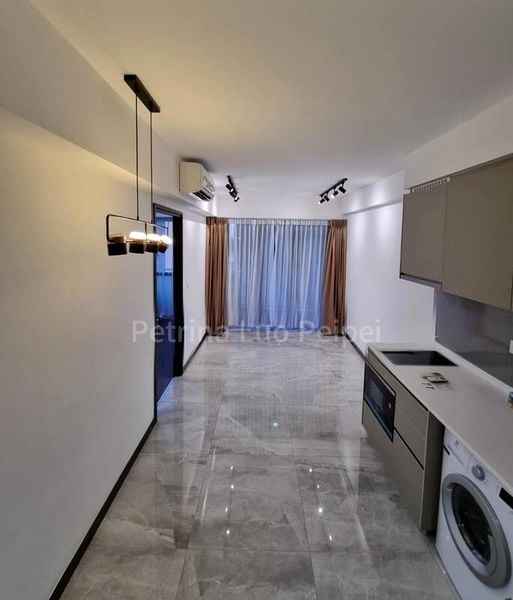 1 Bed Condo for Rent in  Lake Grande - Image 2