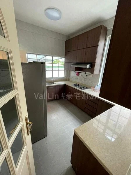 5 Bed Semi-Detached House (Landed) for Sale in  Bedok Avenue - Image 7