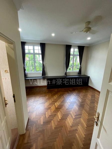 5 Bed Semi-Detached House (Landed) for Sale in  Bedok Avenue - Image 9