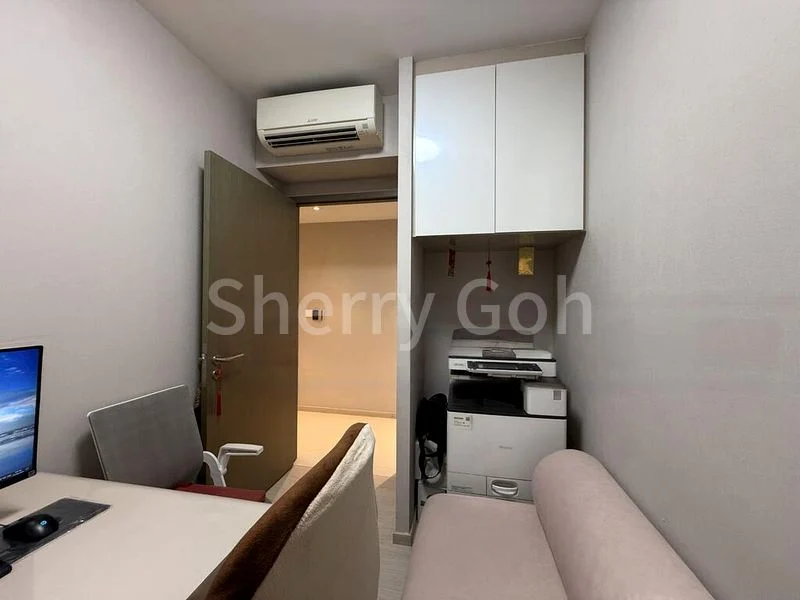 5 Bed Executive Condo for Sale in Bellewaters - Image 2