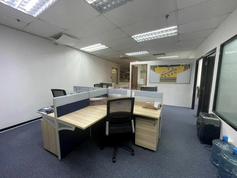 Office for Rent: The Plaza - Image 8