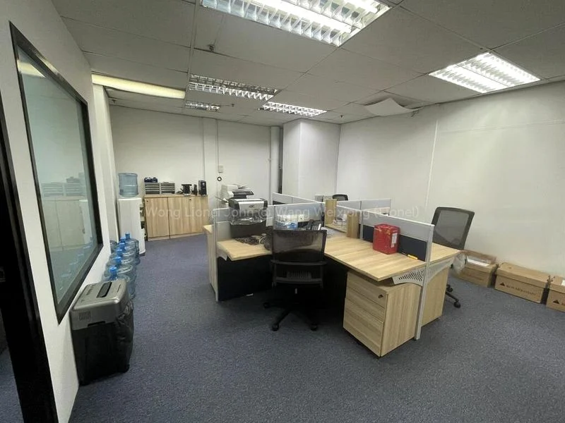 Office for Rent: The Plaza - Image 4