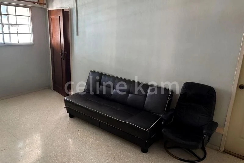 3 Room (3A) HDB for Sale in 295 Tampines Street 22 - Image 2
