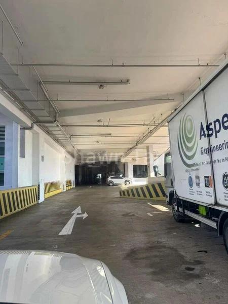 Light Industrial (B1) for Sale: Frontier Business Park, 7,000 SF Industrial Shop on 0.5 Acres, 1125 Frontier St. - Image 2