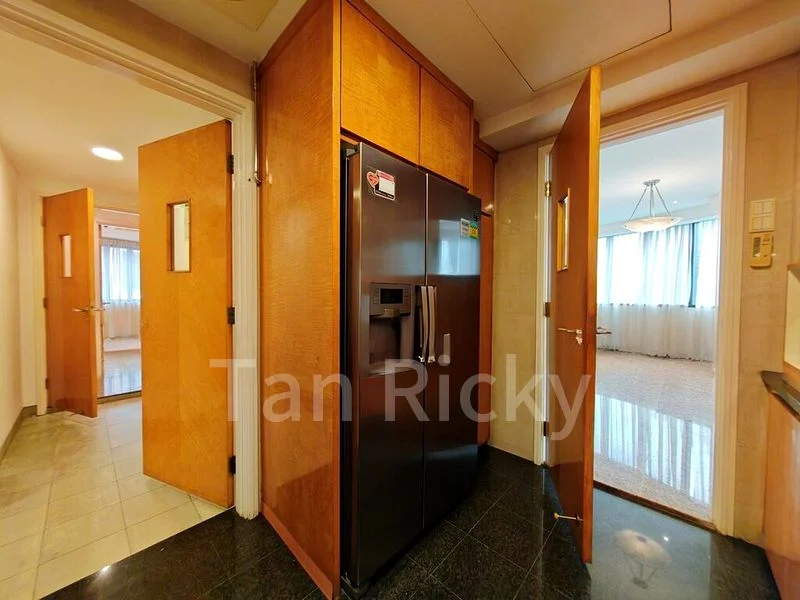 4 Bed Condo for Rent in Grange 70 - Image 11