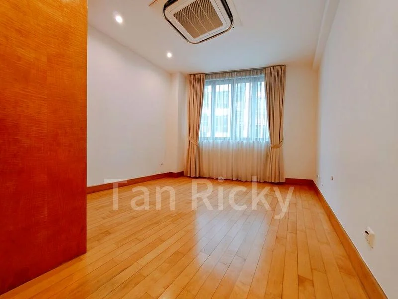 4 Bed Condo for Rent in Grange 70 - Image 4