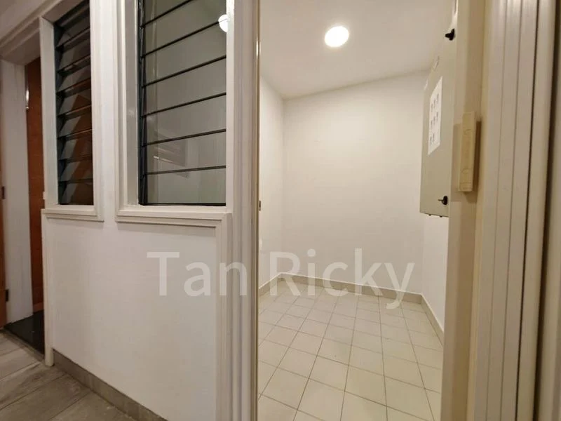 4 Bed Condo for Rent in Grange 70 - Image 2