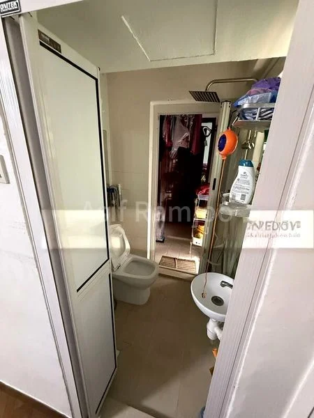 3 Bed Apartment (Condo) for Sale in  Melville Park - Image 3