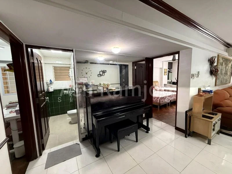 3 Bed Apartment (Condo) for Sale in  Melville Park - Image 2