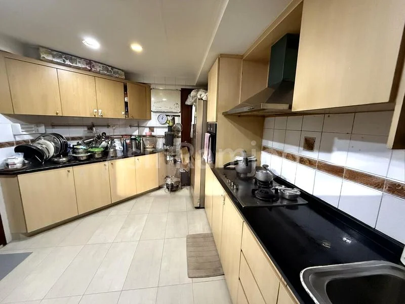 3 Bed Apartment (Condo) for Sale in  Melville Park - Image 11