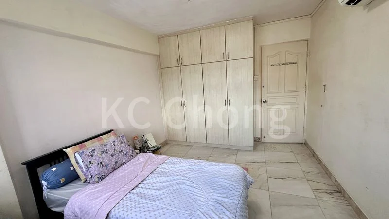 5 Room (5I) HDB for Sale in  124 Paya Lebar Way - Image 8