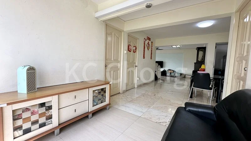 5 Room (5I) HDB for Sale in  124 Paya Lebar Way - Image 3