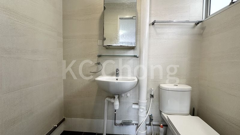 5 Room (5I) HDB for Sale in  124 Paya Lebar Way - Image 6