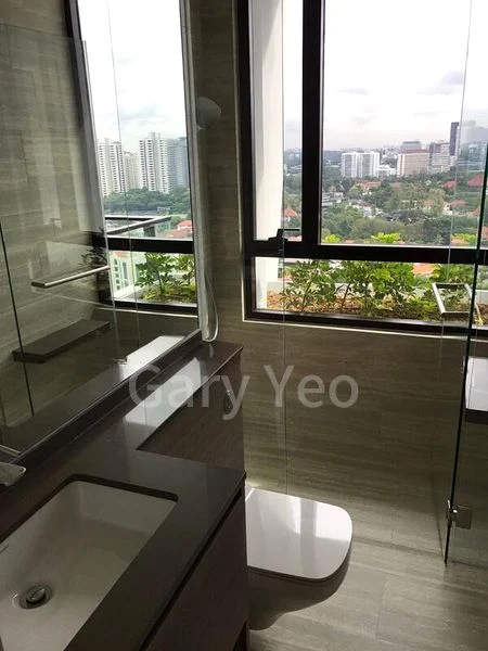 5 Bed Condo for Rent in  The Crest - Image 1