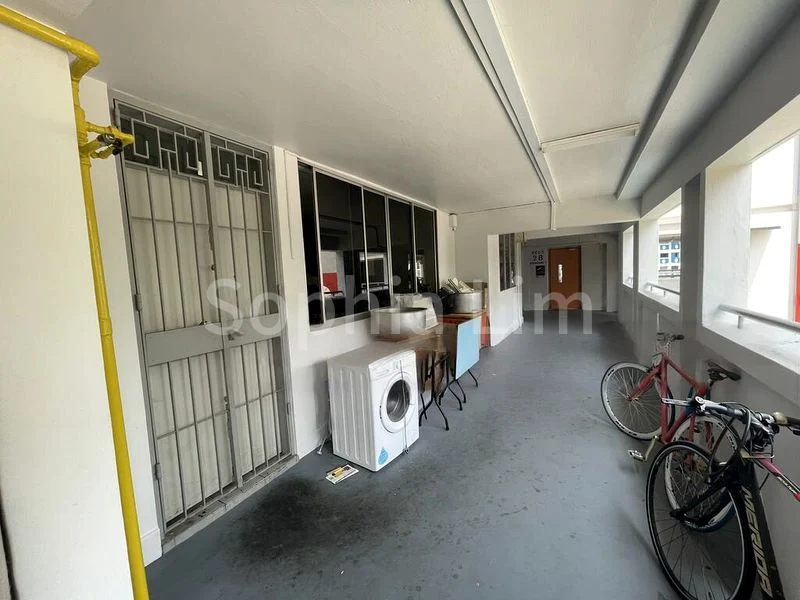 Shop / Shophouse for Sale:  F&B approval on ground floor  Heart of Tampines  Palatable HDB - Image 3