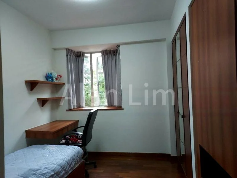 Common Room (Condo) for Rent in  Modena - Image 6