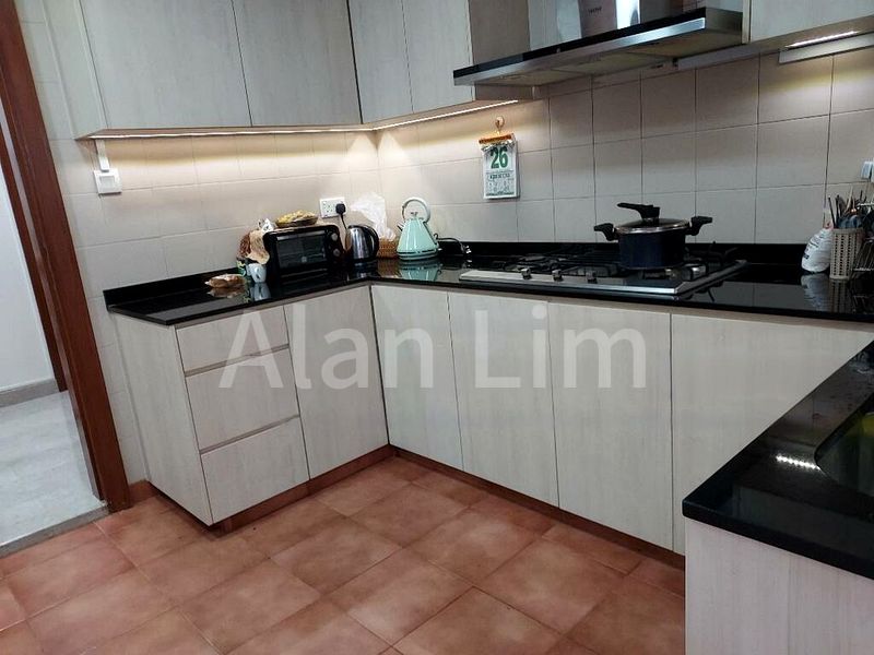 Common Room (Condo) for Rent in  Modena - Image 3