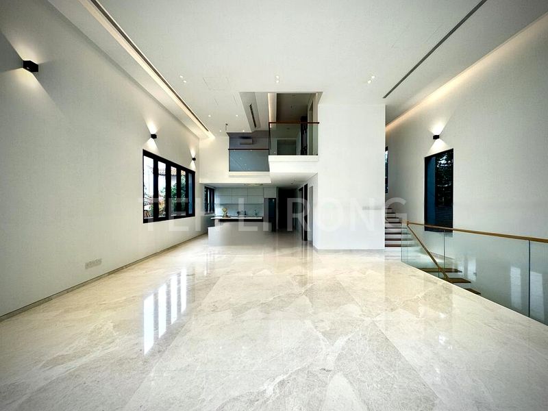 8 Bed Bungalow (Landed) for Sale in  Lucky Hill - Image 18