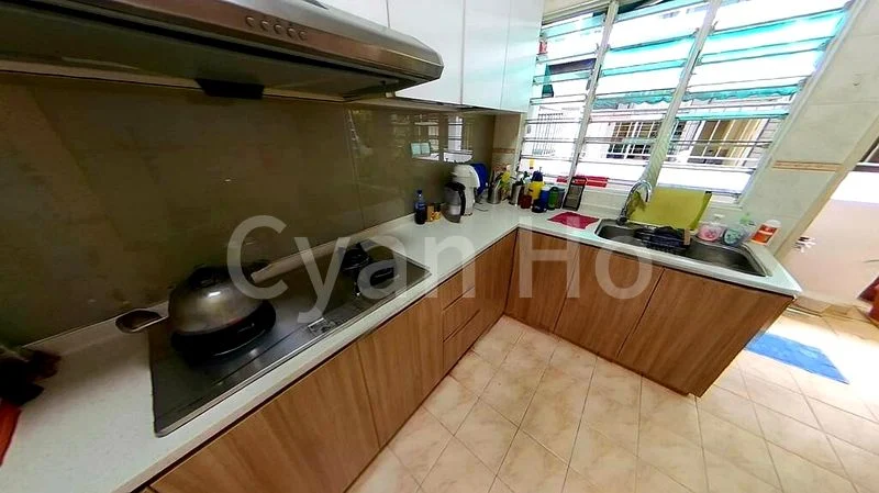 4 Bed Terraced House (Landed) for Sale in  Summer Gardens - Image 4