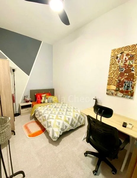 Master Room (Condo) for Rent in  The Courtyard - Image 5