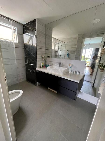 3 Bed Condo for Rent in  Regent Park - Image 9