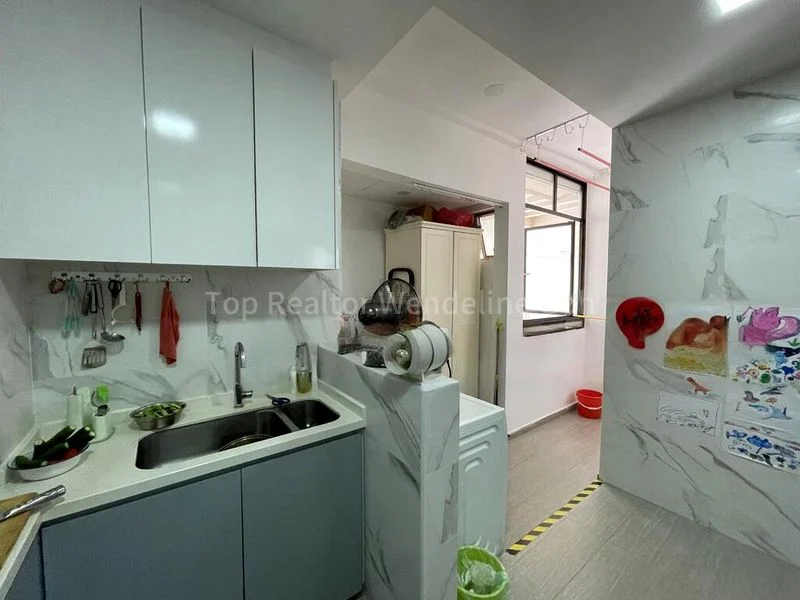 3 Bed Condo for Rent in  Regent Park - Image 4