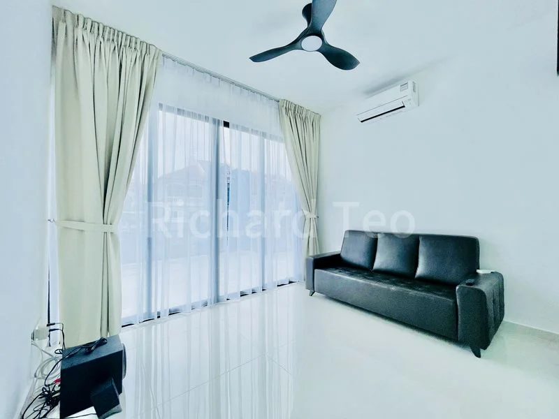 6 Bed Corner Terrace (Landed) for Sale in  Loyang Villas - Image 22