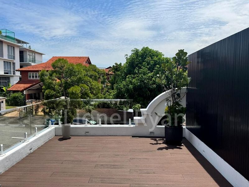4 Bed Terraced House (Landed) for Sale in Zephyr Park - Image 6