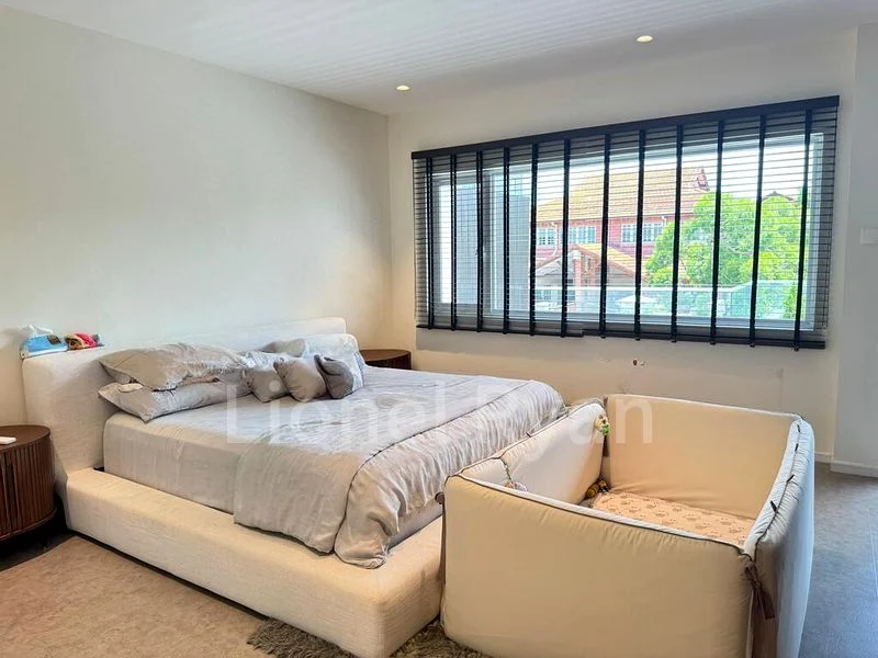4 Bed Terraced House (Landed) for Sale in Zephyr Park - Image 4
