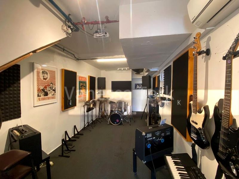 Shop / Shophouse for Rent: Madras Street - Image 1