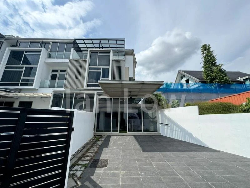 6 Bed Corner Terrace (Landed) for Sale in  Serangoon Garden Estate - Image 4