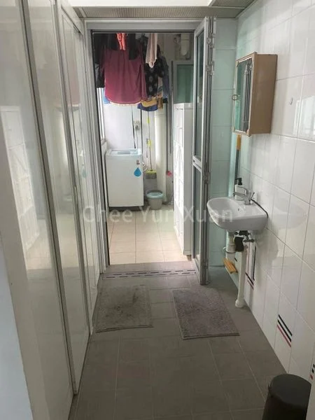 Common Room (HDB) for Rent in  421 Clementi Avenue 1 - Image 6