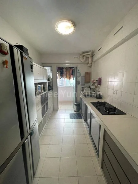 Common Room (HDB) for Rent in  421 Clementi Avenue 1 - Image 5