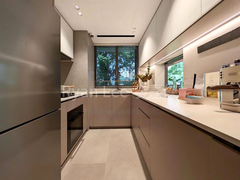 3 Bed Condo for Sale in  Zion Road - Image 7