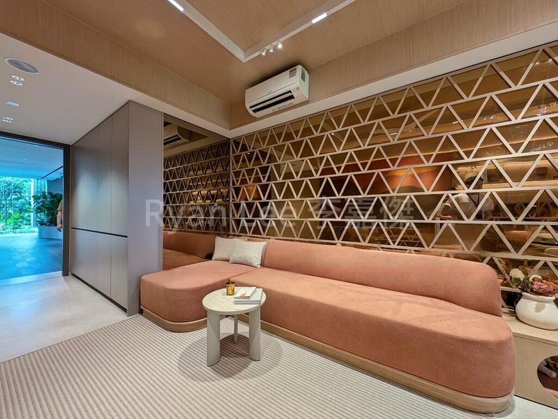 3 Bed Condo for Sale in  Zion Road - Image 8