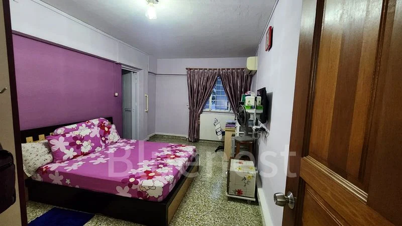 5 Room (5A) HDB for Rent in 453 Jurong West Street 42 - Image 4