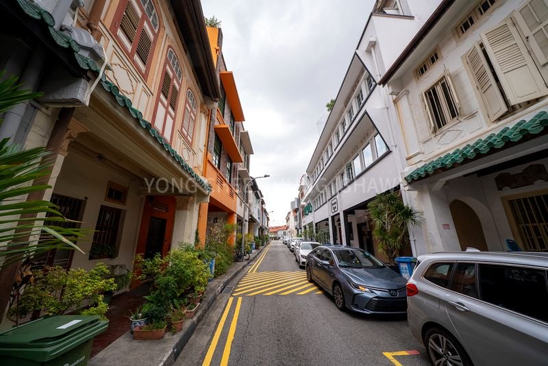1+1 Bed Shophouse (Landed) for Rent around Everton Road - Image 20