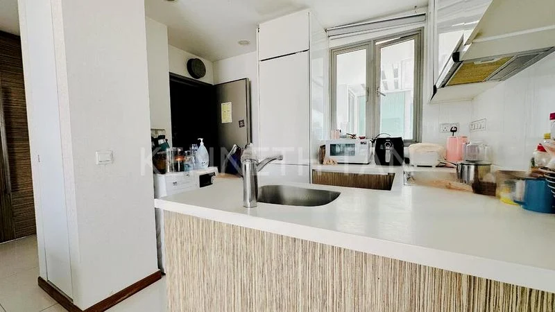 2 Bed Condo for Sale in  Trevista - Image 7