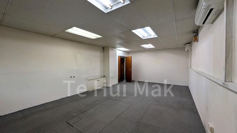 Light Industrial (B1) for Rent: Pemimpin Industrial Building - Image 5
