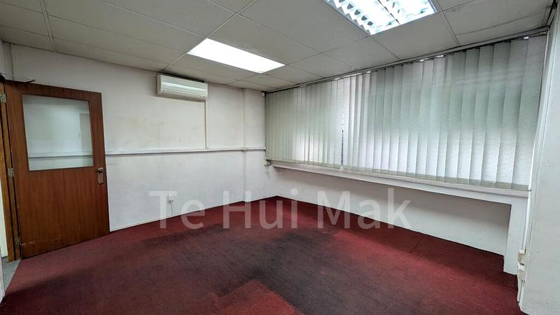 Light Industrial (B1) for Rent: Pemimpin Industrial Building - Image 2