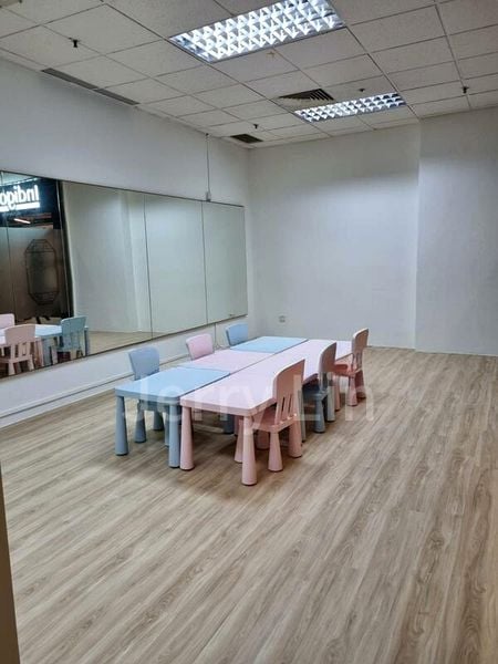 Mall Shop for Rent: Balmoral Plaza - Image 2