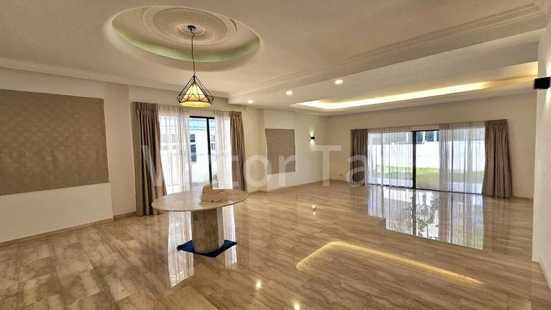4 Bed Semi-Detached House (Landed) for Rent in  Selby Gardens - Image 1