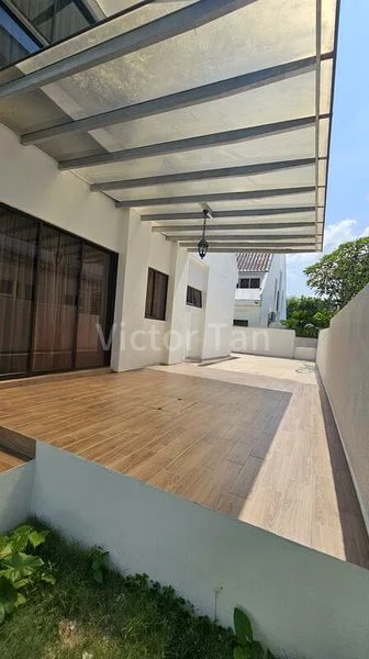 4 Bed Semi-Detached House (Landed) for Rent in  Selby Gardens - Image 16
